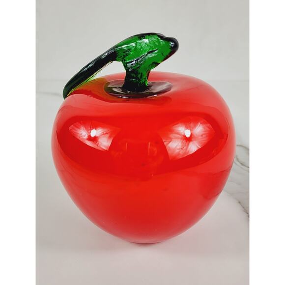 Art Glass Hand Blow Red Apple w/ Green Leaf Fruit Vegetable 4" Life Size 90s Vtg - Picture 5 of 14